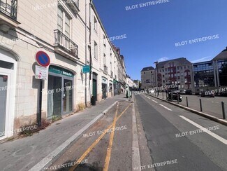 Plus de détails pour Commerce de détail à louer