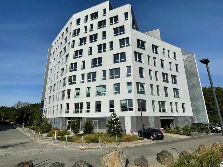 Bureau dans Saint-Herblain à louer - Photo du bâtiment - Image 1 de 23