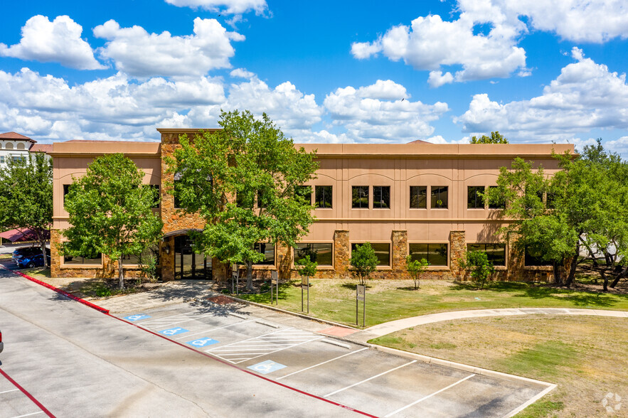 18618 Tuscany Stone, San Antonio, TX à vendre - Photo du bâtiment - Image 2 de 6