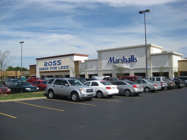 10309-10441 Dixie Hwy, Louisville, KY for lease - Primary Photo - Image 1 of 10