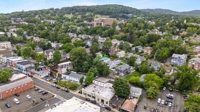 168-172 Main St, Nyack, NY à vendre Photo intérieure- Image 2 de 10