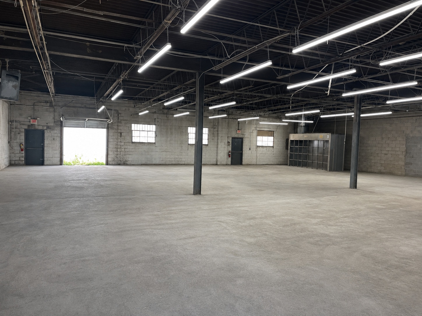 55 Brook Ave, Deer Park, NY for lease Interior Photo- Image 1 of 10
