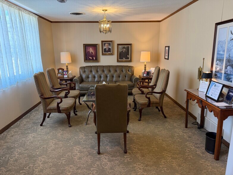 1001 2nd Ave, Rockford, IL à vendre - Photo du bâtiment - Image 3 de 10