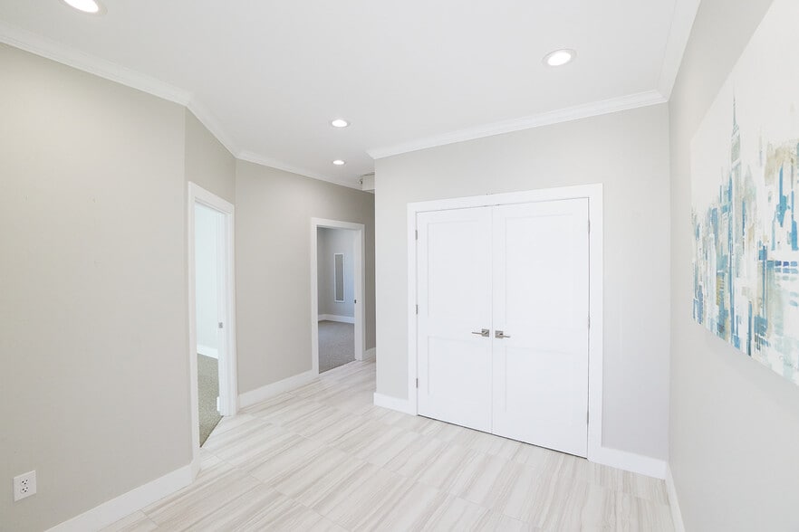 1908 Yaupon Trl, Cedar Park, TX for sale - Building Photo - Image 3 of 19