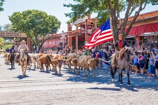 Plus de détails pour 140 E Exchange Ave, Fort Worth, TX - Commerce de détail à louer