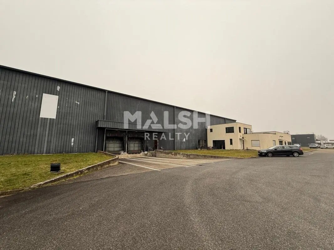 Flex in Saint-André-de-Corcy for lease Building Photo- Image 1 of 6