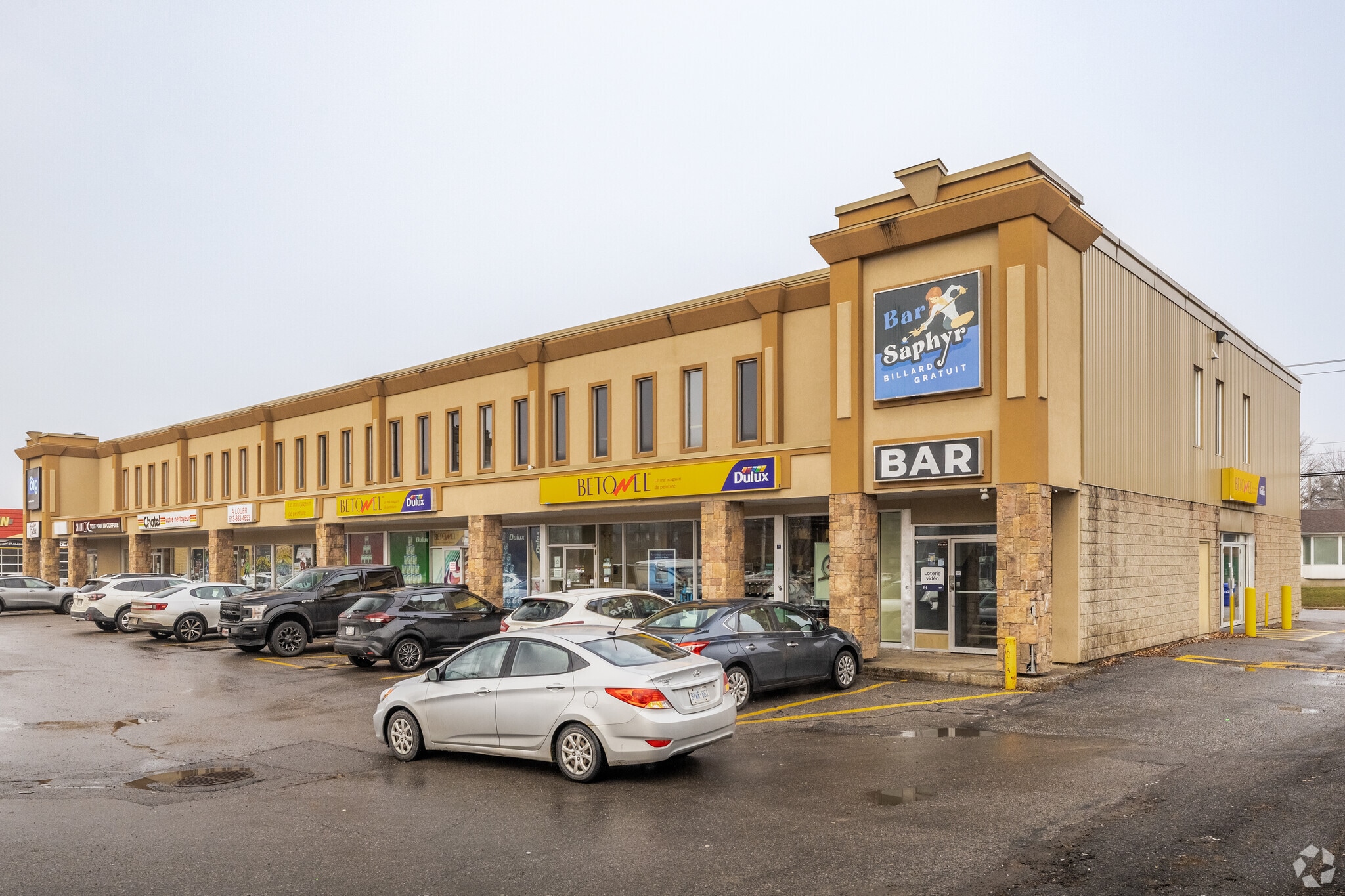 151 Boul Gréber, Gatineau, QC for lease Primary Photo- Image 1 of 3