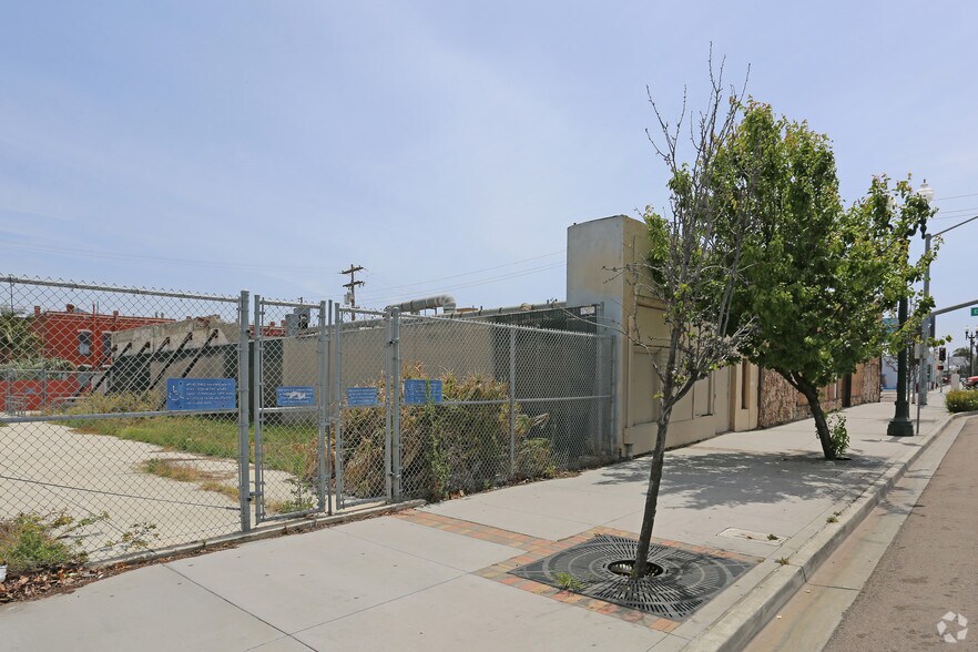 999 National City Blvd, National City, CA for sale - Building Photo - Image 2 of 7