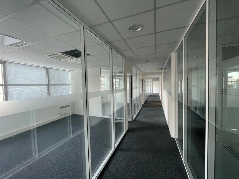 Bureau dans Alfortville à louer - Photo intérieure - Image 2 de 3