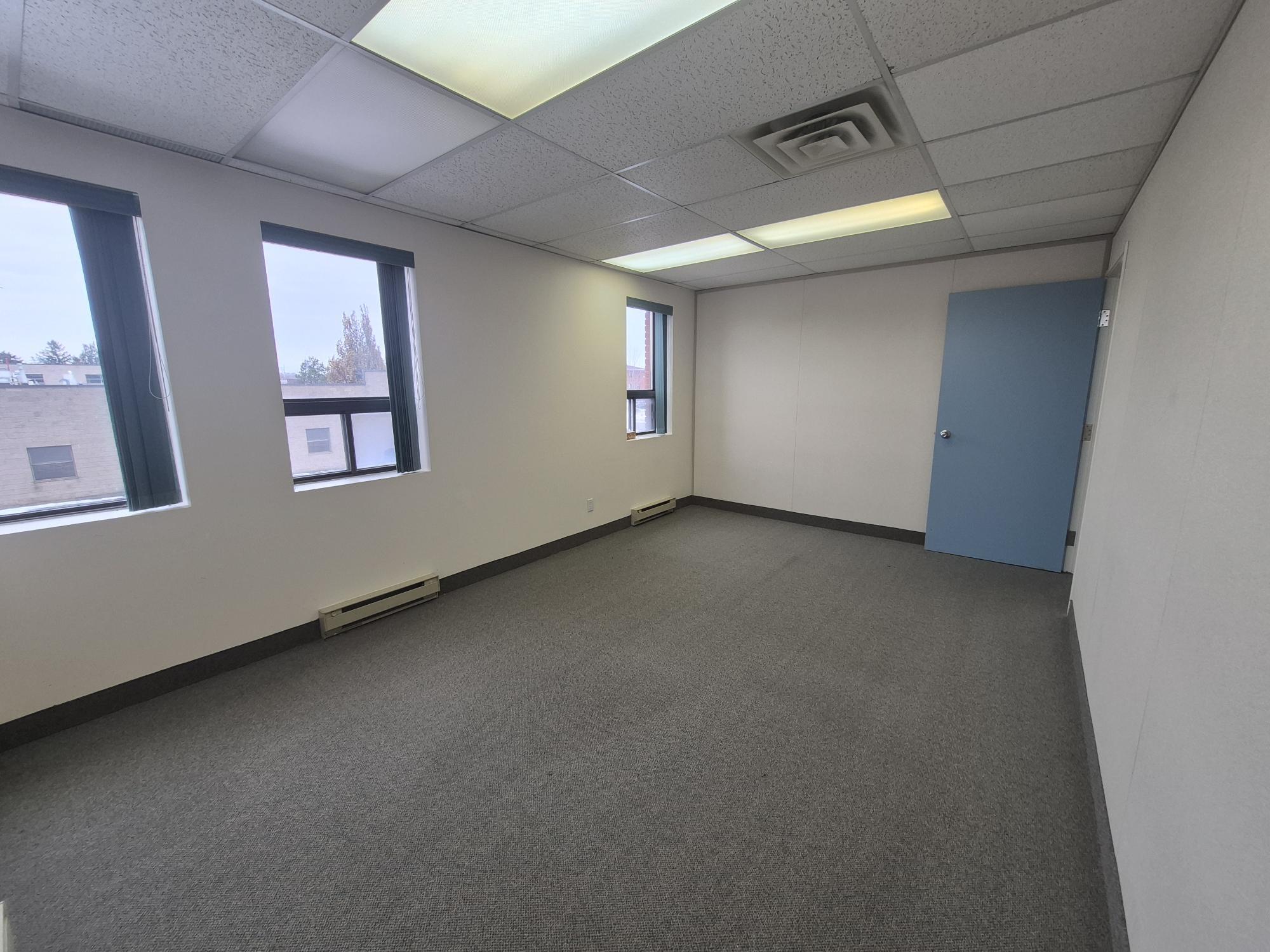 21 Concourse Gate, Ottawa, ON for lease Interior Photo- Image 1 of 5