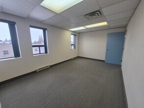 21 Concourse Gate, Ottawa, ON for lease Interior Photo- Image 1 of 5