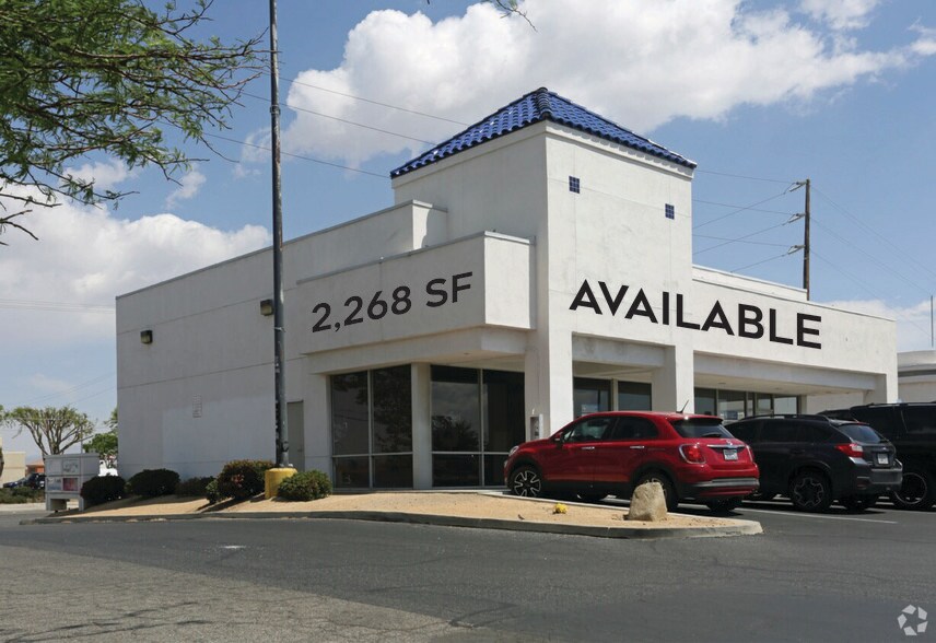 15208-15290 Bear Valley Rd, Victorville, CA for lease - Building Photo - Image 1 of 7