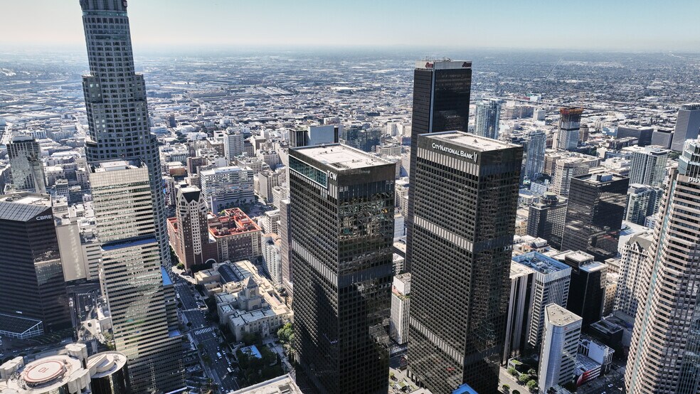 515 S Flower St, Los Angeles, CA à louer - Photo du bâtiment - Image 2 de 18
