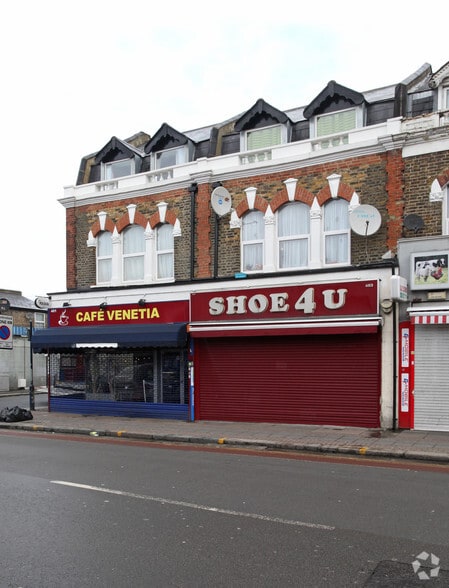 401-403 Hoe St, London for lease - Building Photo - Image 2 of 3