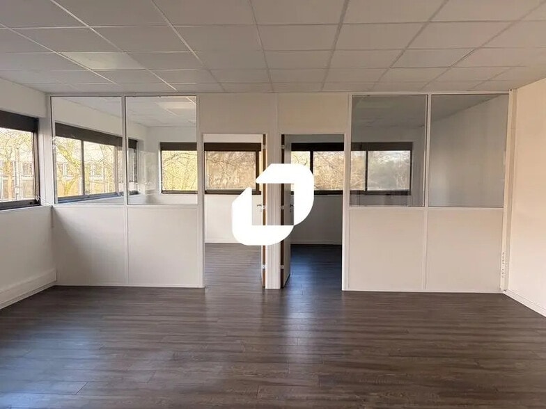 Bureau dans Mérignac à louer - Photo intérieure - Image 2 de 7