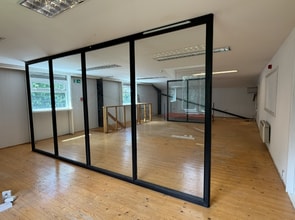 Village Rd, Christow for lease Interior Photo- Image 2 of 3