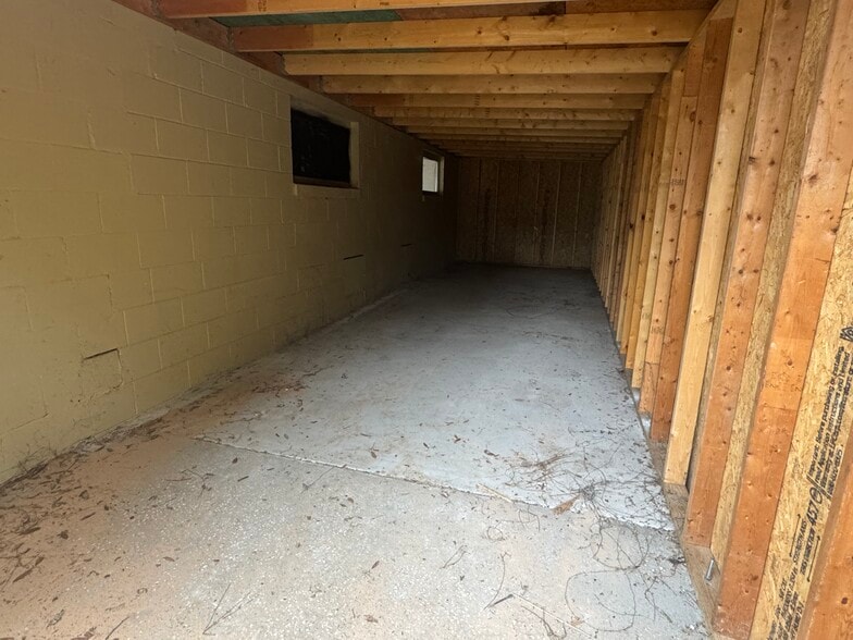 205 Fern Dr, Leesburg, FL for lease - Building Photo - Image 3 of 13