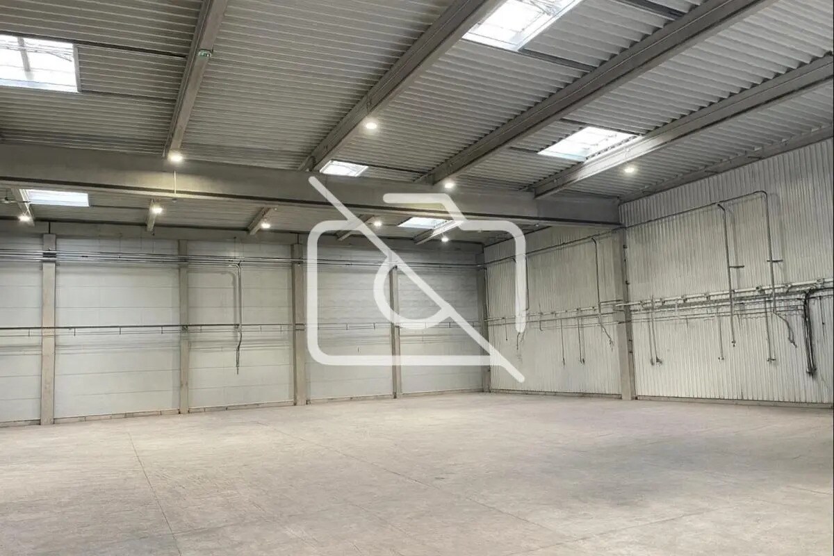 Industrial in Vaires-sur-Marne for sale Interior Photo- Image 1 of 5