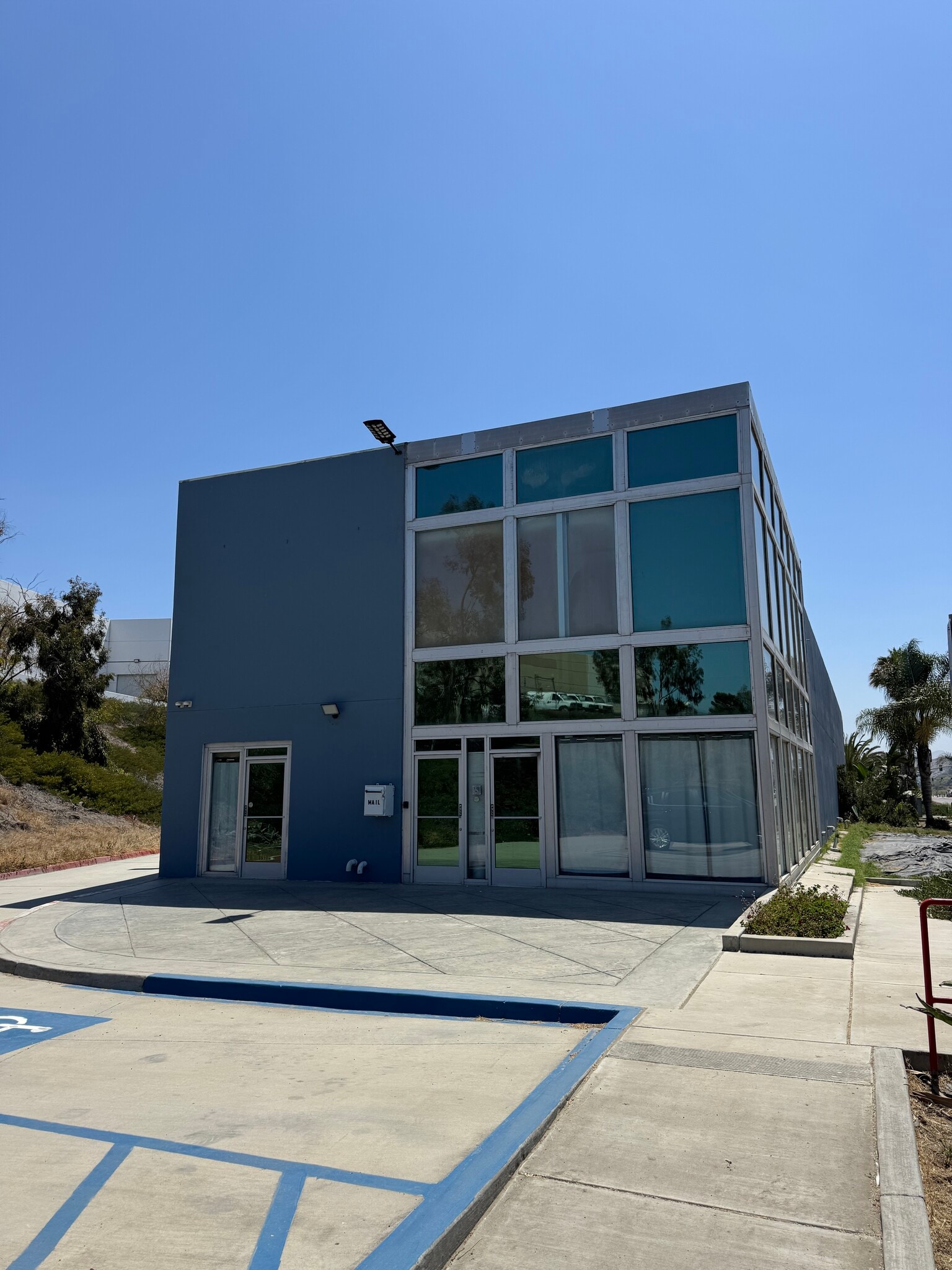 725 Main St, Chula Vista, CA for lease Building Photo- Image 1 of 12