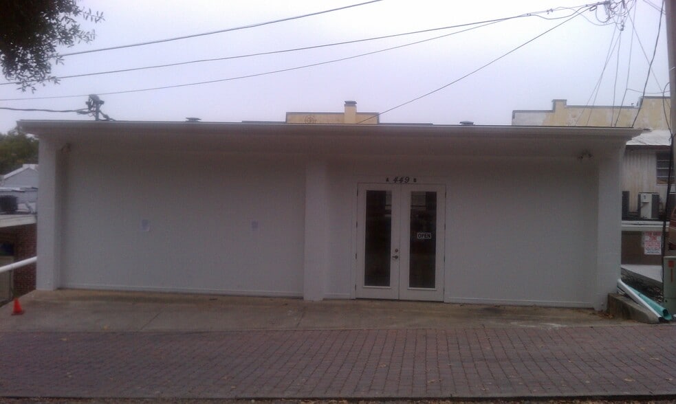 449-451 Royallou Ln, Mount Dora, FL for lease - Building Photo - Image 1 of 1