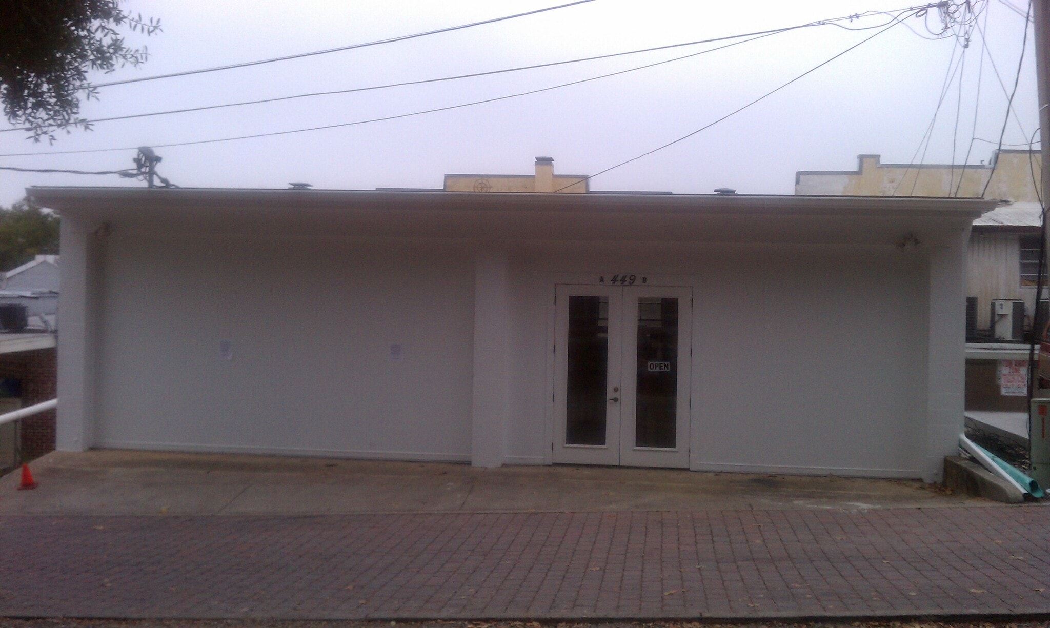 449-451 Royallou Ln, Mount Dora, FL for lease Building Photo- Image 1 of 2