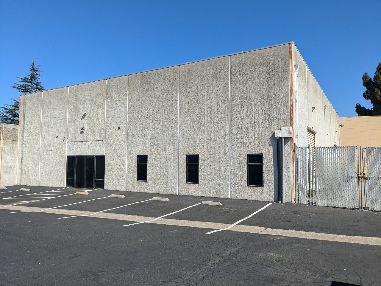 5 Hangar Way, Watsonville, CA for lease Building Photo- Image 1 of 14