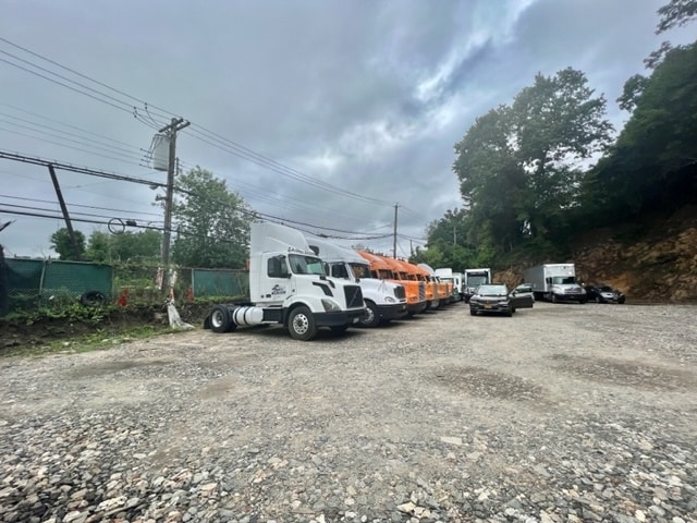 176 Virginia Rd, White Plains, NY for lease - Other - Image 1 of 9