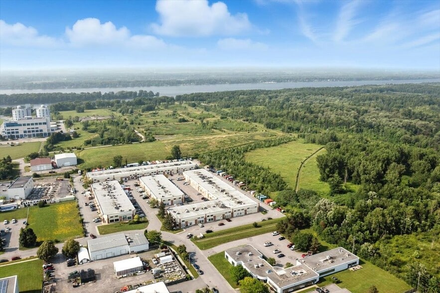 5430-5440 Canotek Rd, Ottawa, ON for lease - Aerial - Image 2 of 3