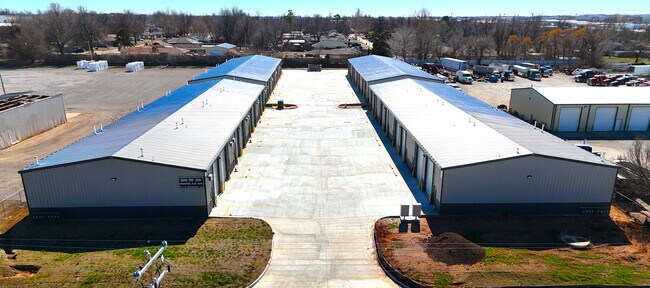 Plus de détails pour 5000 SW 20th Street, Oklahoma City, OK - Industriel à louer