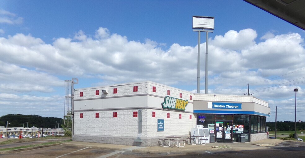 110 Woodward Ave, Ruston, LA for sale - Building Photo - Image 1 of 8