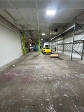 31 Oak Ave, Chalfont, PA for lease Interior Photo- Image 2 of 4