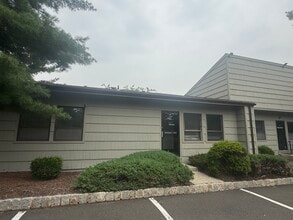 31P Mountain Boulevard, Warren, NJ à louer Photo du bâtiment- Image 2 de 5