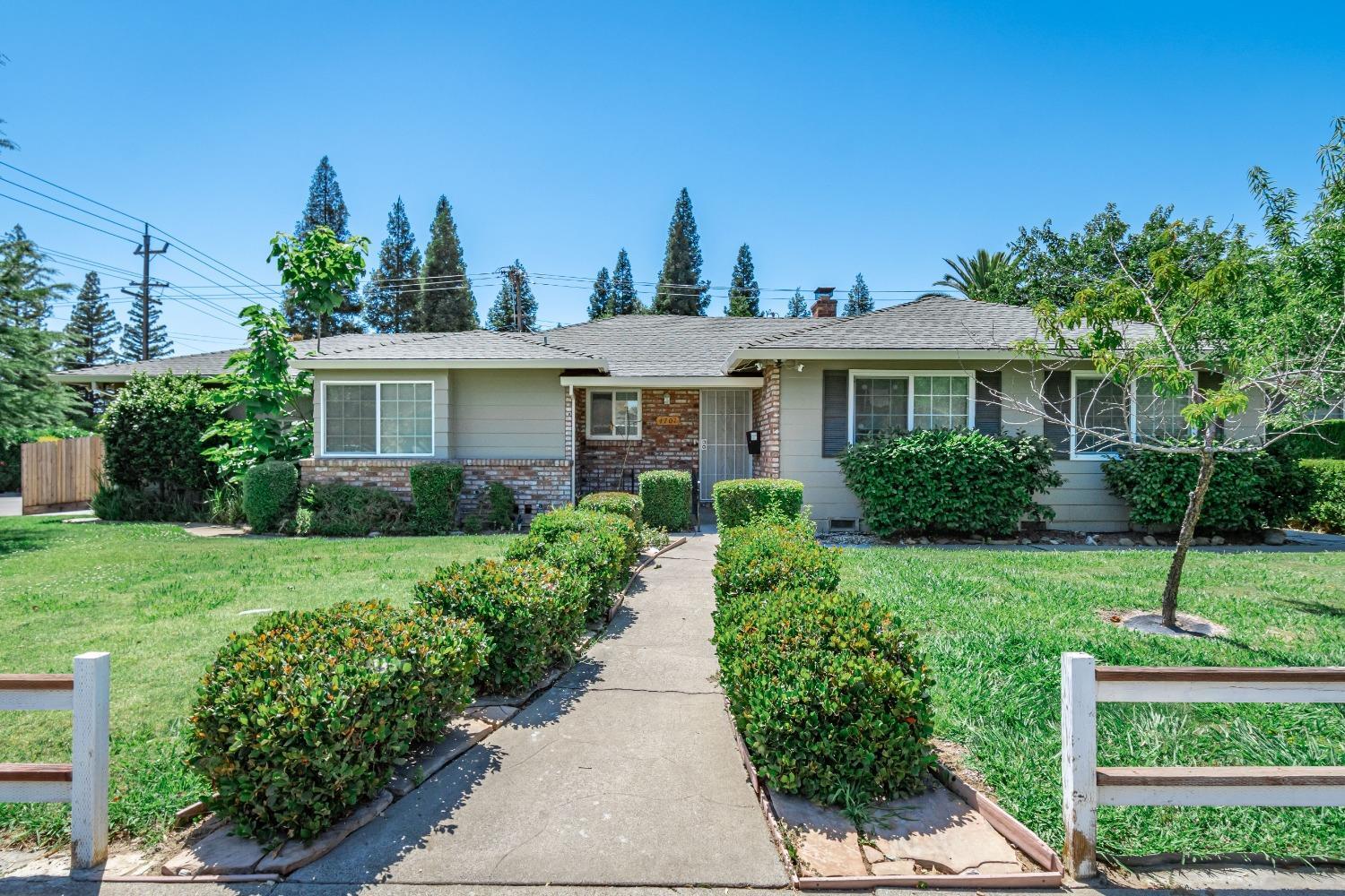 4701 Crestview Dr, Carmichael, CA for sale Primary Photo- Image 1 of 1