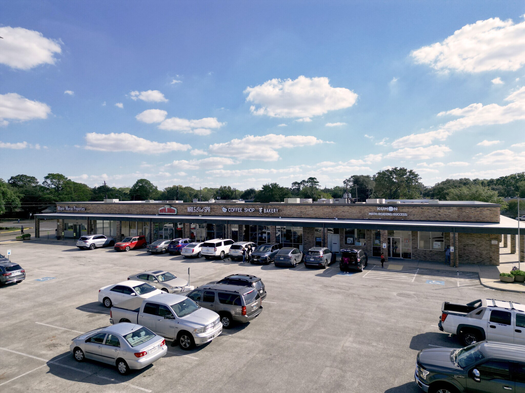 9700-9730 Hillcroft Ave, Houston, TX à louer Photo du bâtiment- Image 1 de 8