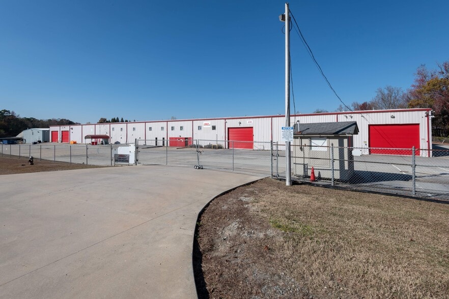 4310 Industrial Access Rd, Douglasville, GA for lease - Building Photo - Image 3 of 4