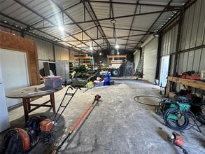 1713 Meyer Rd, Beasley, TX for lease Interior Photo- Image 1 of 5