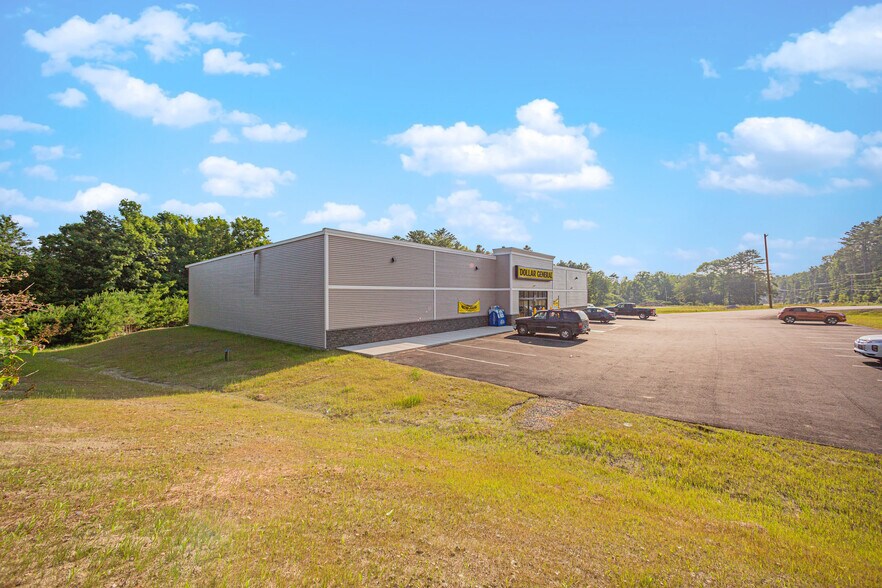 39 Main St, Canaan, ME à vendre - Photo du bâtiment - Image 3 de 5