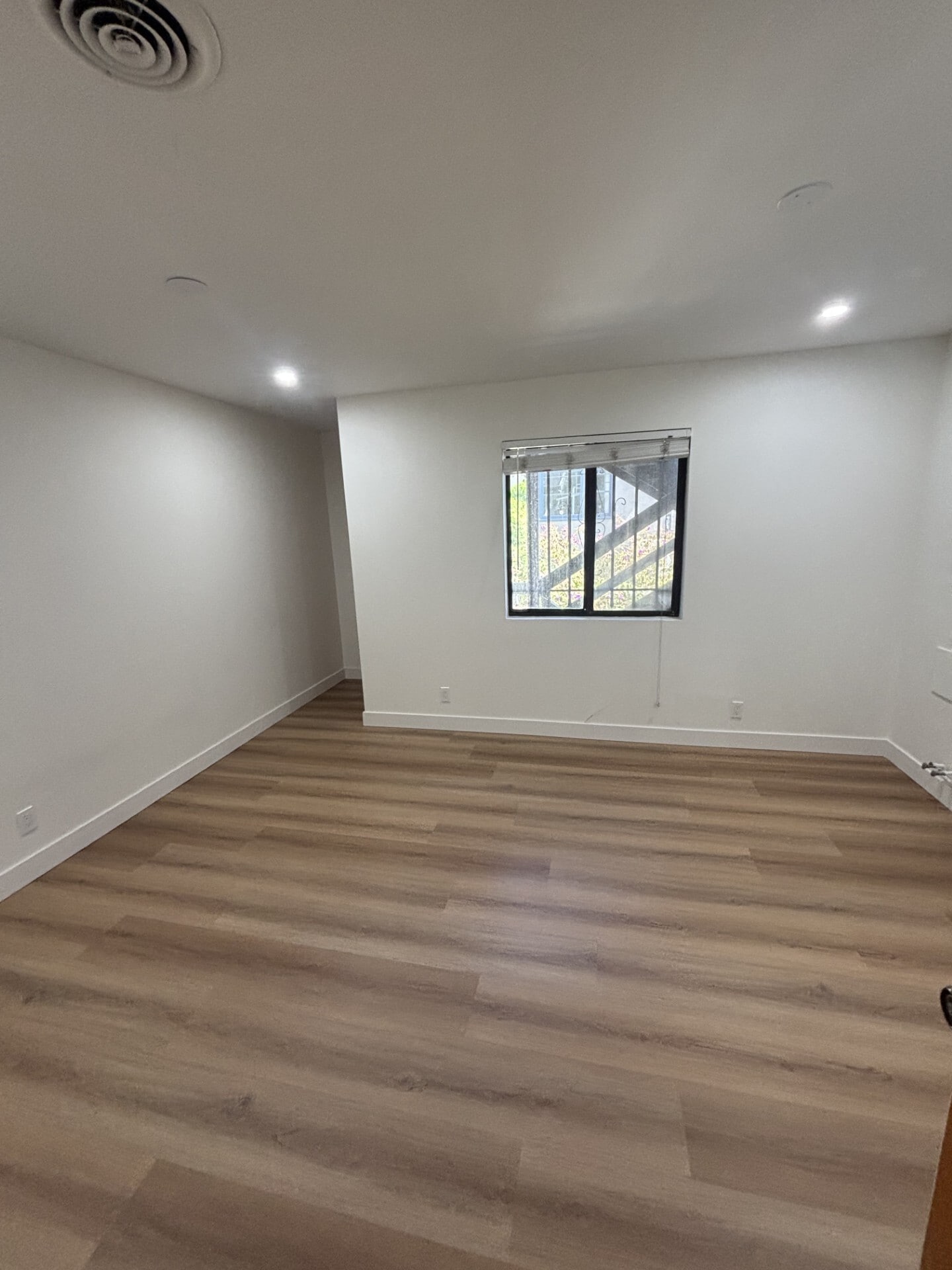 1734 Solano Ave, Berkeley, CA for lease Interior Photo- Image 1 of 1
