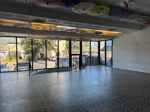 164 NW Broad St, Southern Pines, NC for lease Interior Photo- Image 2 of 11