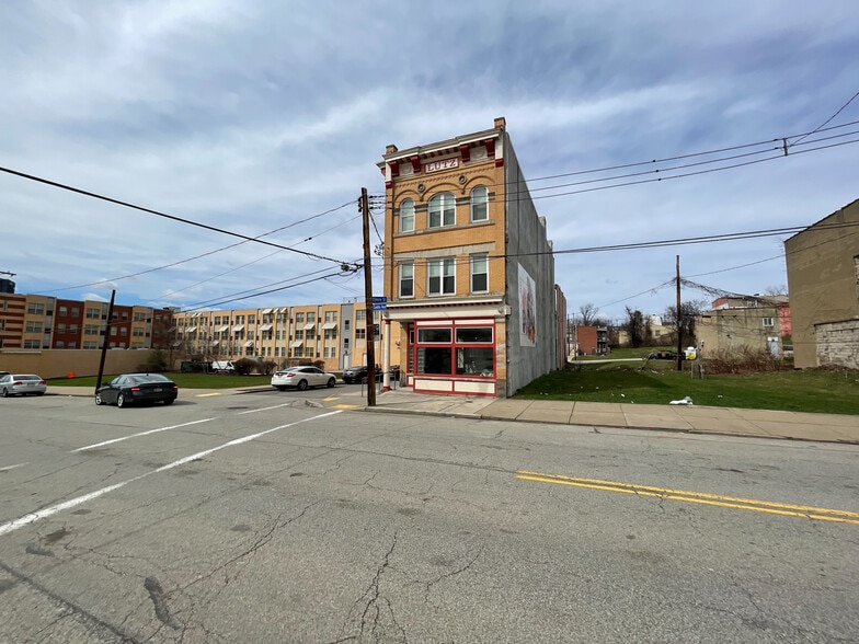 2145 Centre Ave, Pittsburgh, PA for sale - Building Photo - Image 3 of 16