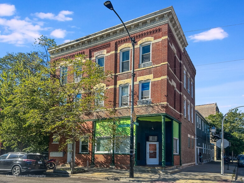 1900 S Throop St, Chicago, IL à vendre - Photo du bâtiment - Image 2 de 11