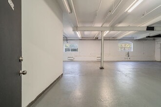 4035 Rue Saint-Ambroise, Montréal, QC for lease Building Photo- Image 2 of 11