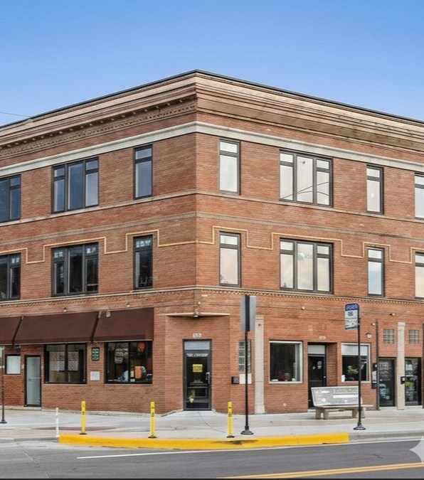 2165-2171 N Milwaukee Ave, Chicago, IL à louer Photo du bâtiment- Image 1 de 10