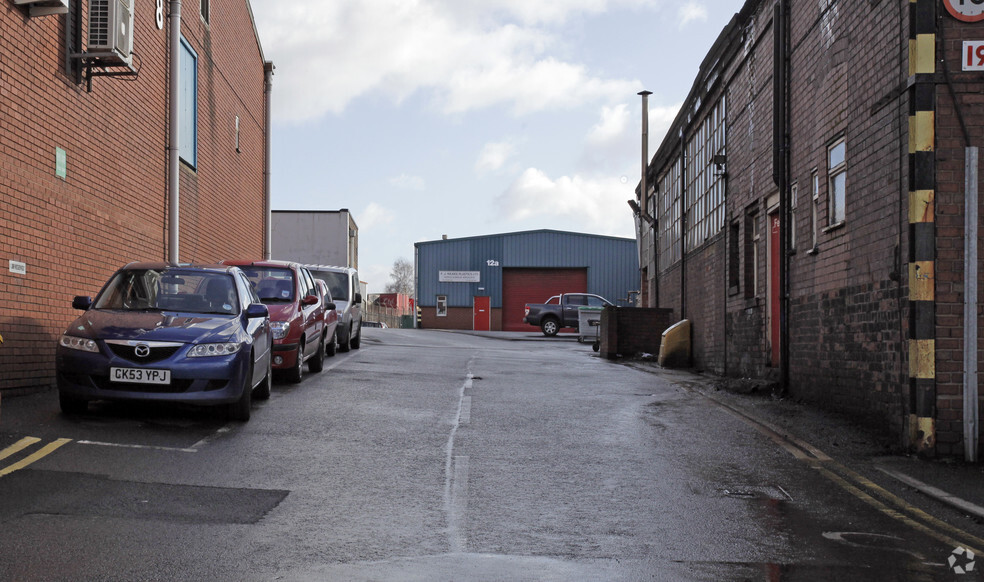 Oldbury Rd, West Bromwich for lease - Building Photo - Image 2 of 2