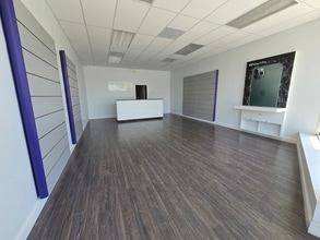 851 Merrick Rd, Baldwin, NY for lease Interior Photo- Image 2 of 14
