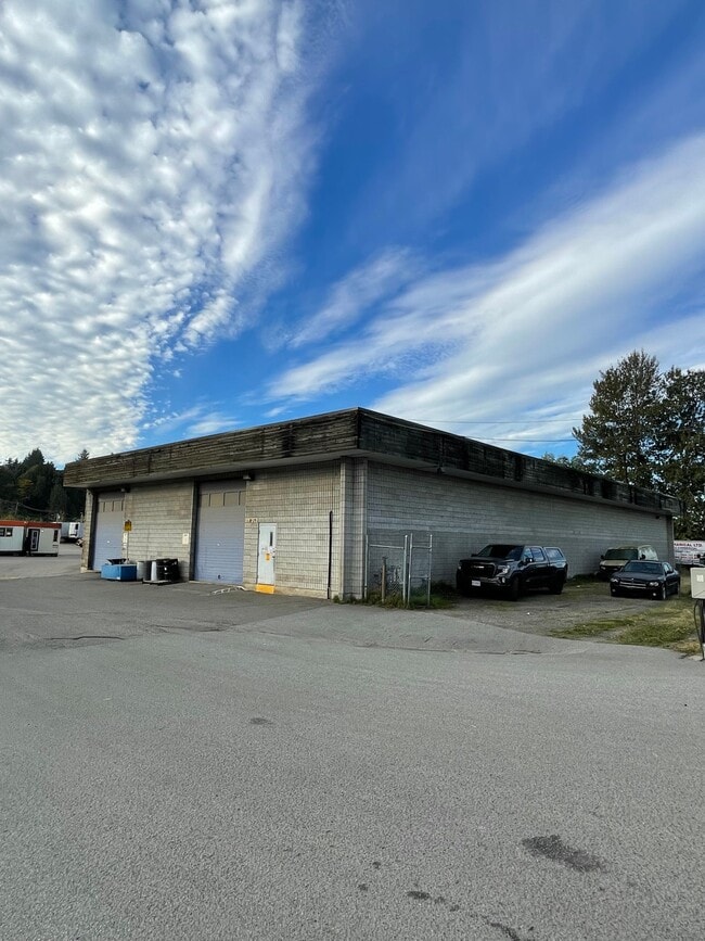 Plus de détails pour 12120 103A Ave, Surrey, BC - Terrain à vendre