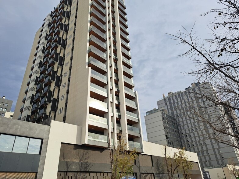 Retail in València, Valencia for lease - Building Photo - Image 2 of 10