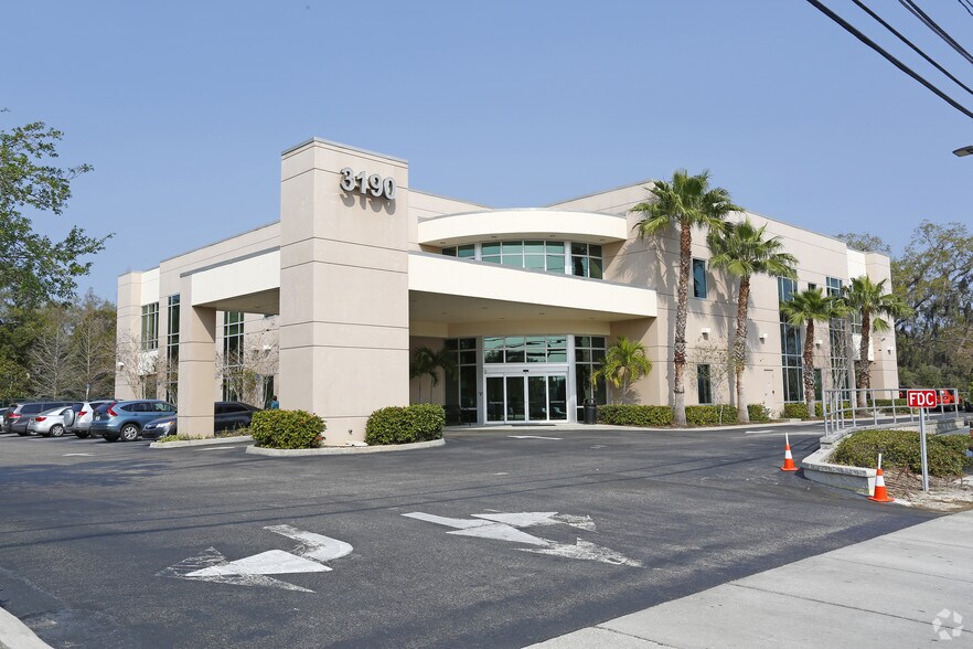 3190 McMullen Booth Rd, Clearwater, FL à vendre - Photo principale - Image 2 de 10