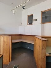 1124 Florence Ave, Evanston, IL for lease Interior Photo- Image 2 of 4