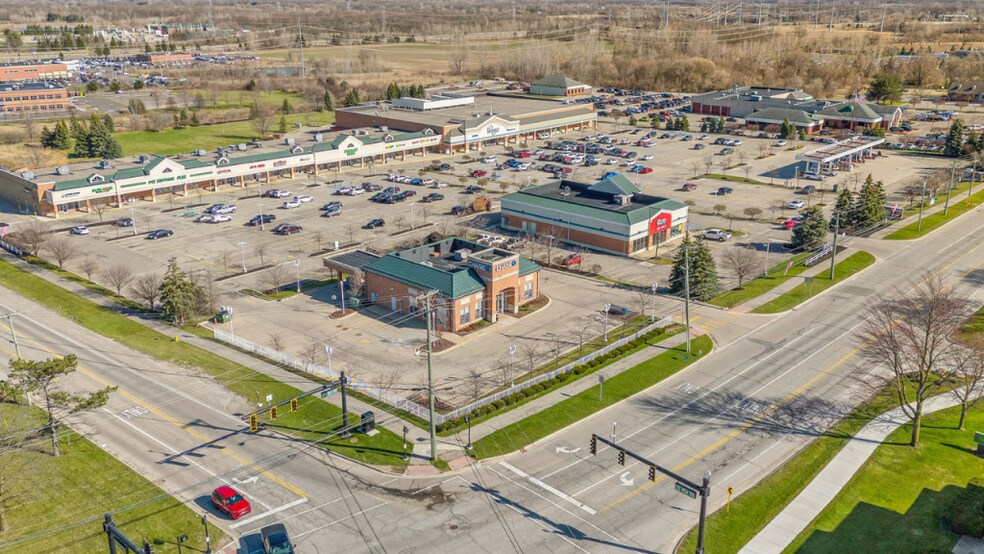 64660 Van Dyke Rd, Washington, MI à louer - Aérien - Image 2 de 5
